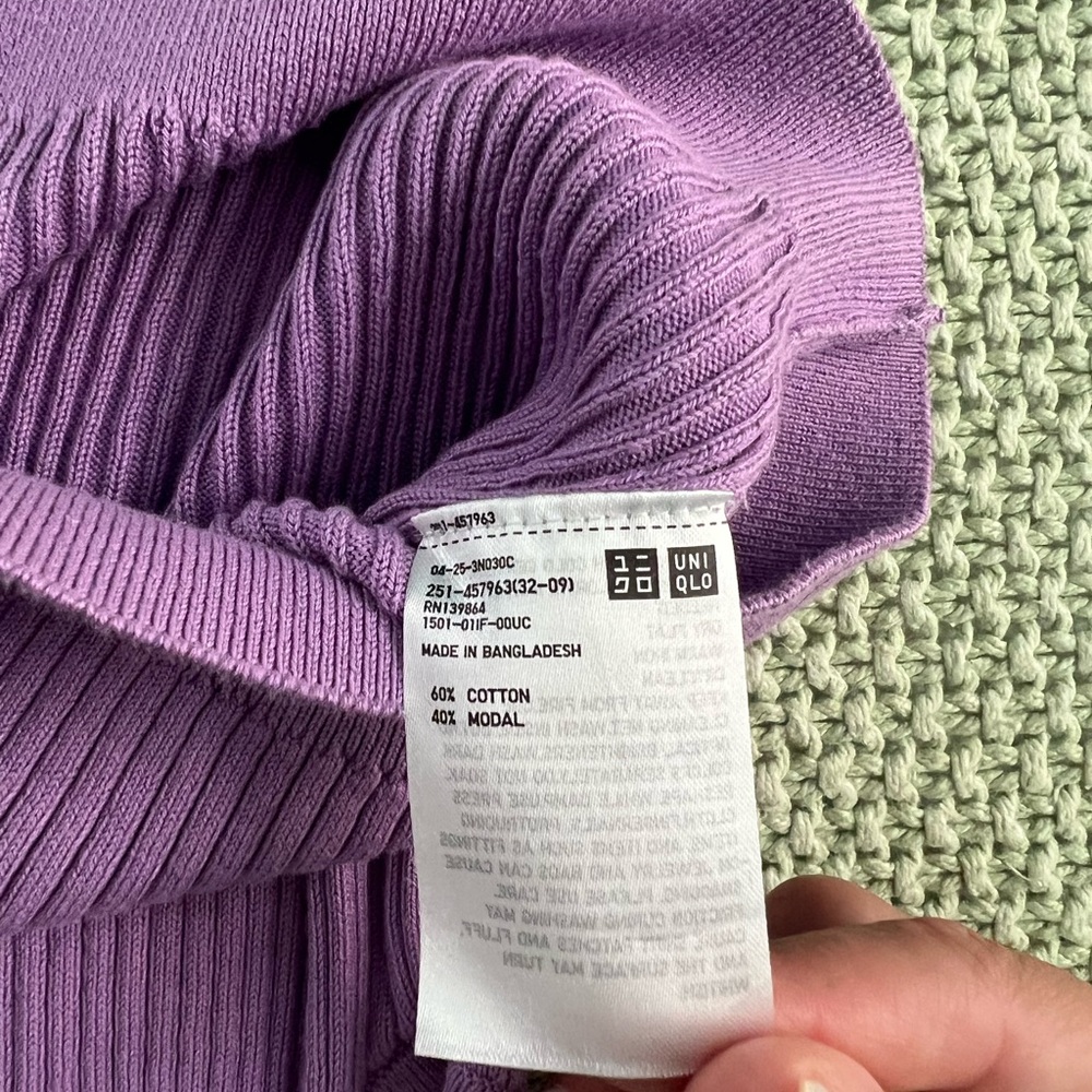 Uniqlo Violet Ribbed Cropped Mock Neck Top - Picture 7 of 7